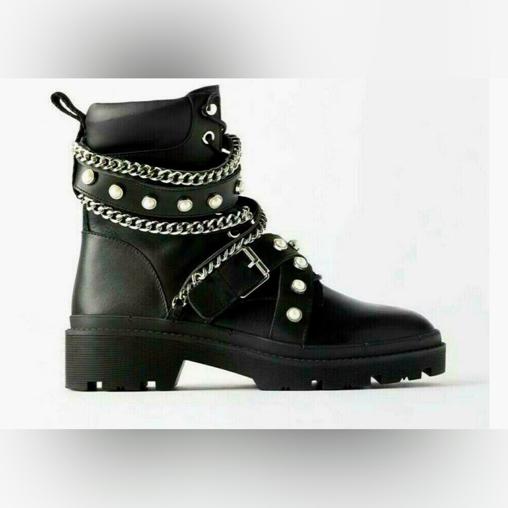 💚💚 ZARA LEATHER BIKER RUNWAY STYLE COMBAT MILITARY PEARL CHAIN BOOTS